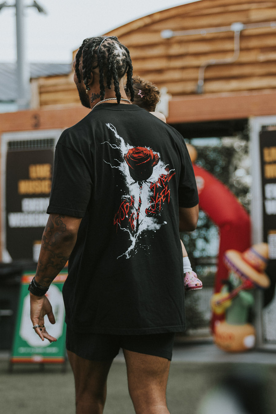 Roses Tee